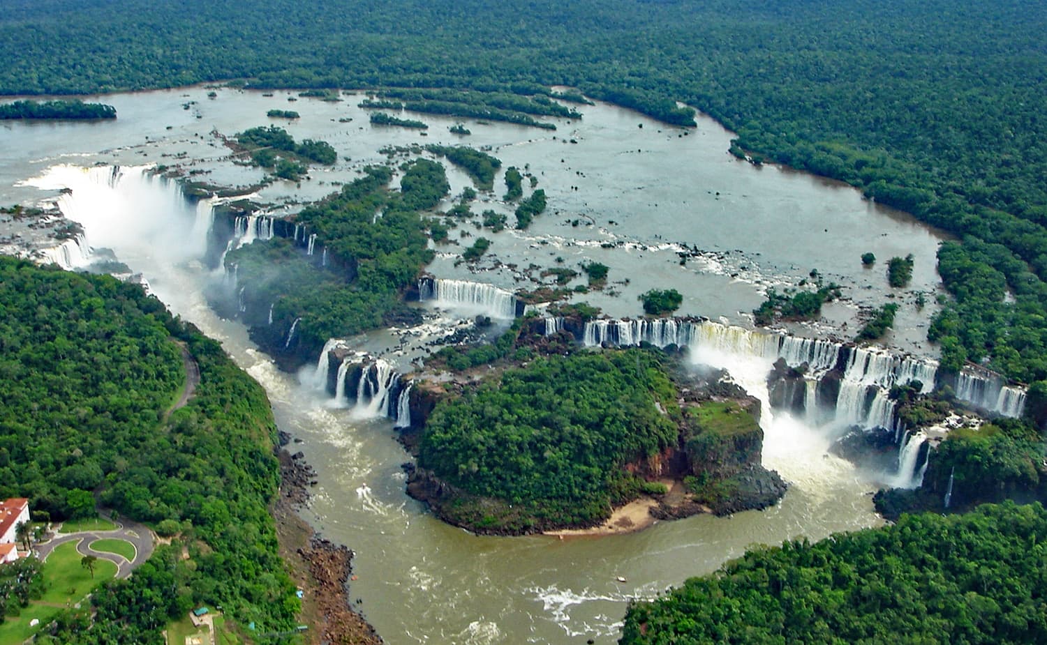 Landmarks of South America trivia question image