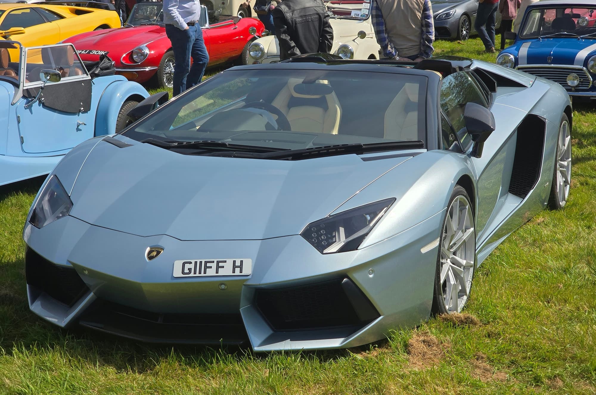Supercars and Hypercars trivia question image